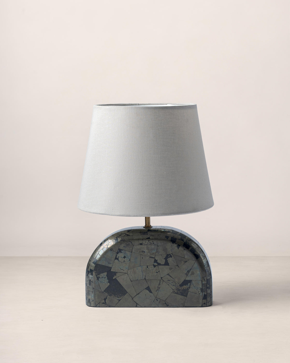 Vincent Wooden/Pyrite Table Lamp