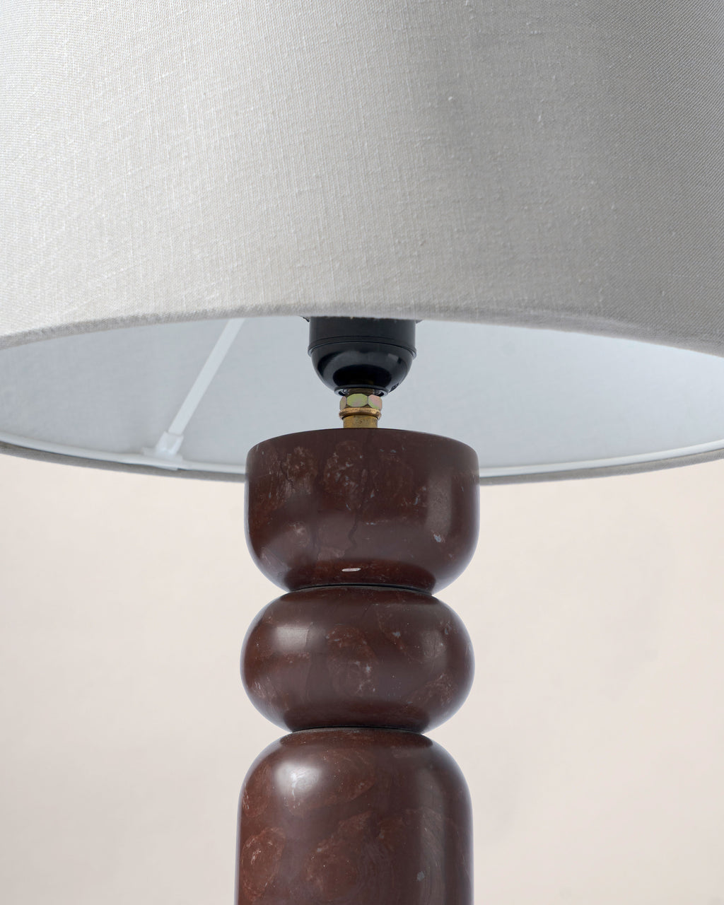 Théodore Stone Carved Lamp